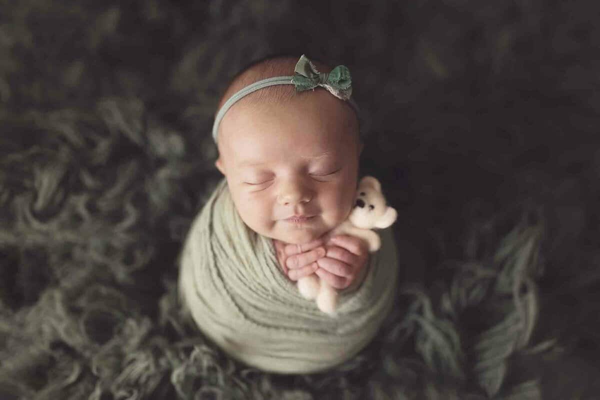 Silver Bee Photography - Austin Newborn Photographer